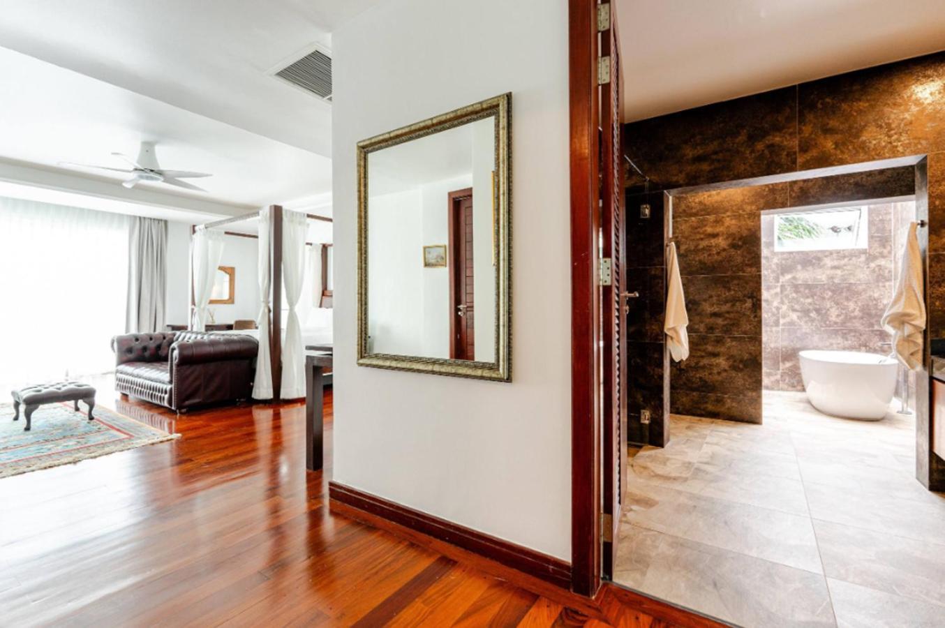 Kyerra 88-16 An Exquisite Mansion With Eclectic Interiors